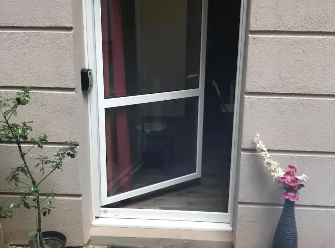 Appartement Coquet Proche Centre *